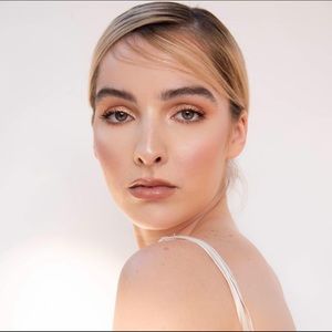 Meet your Posher, Courtney